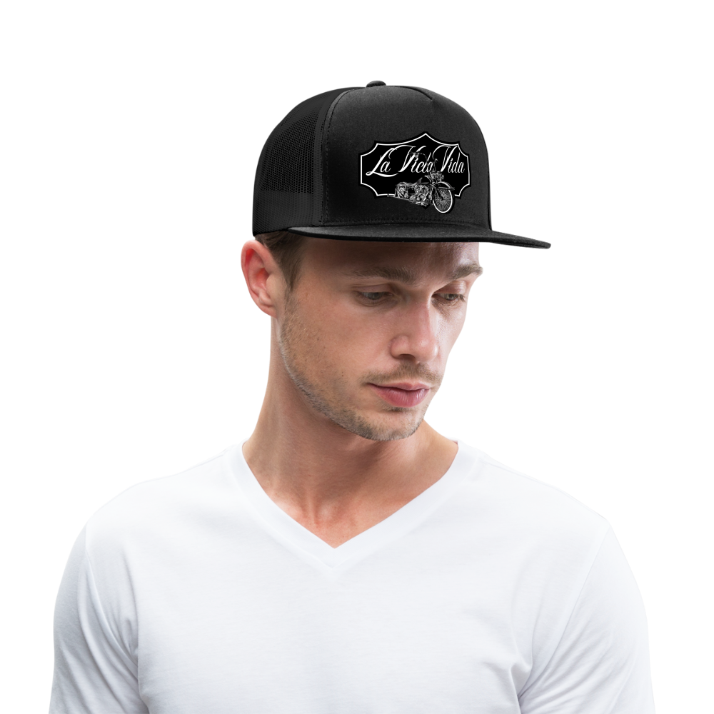 Badge = Trucker Cap - black/black