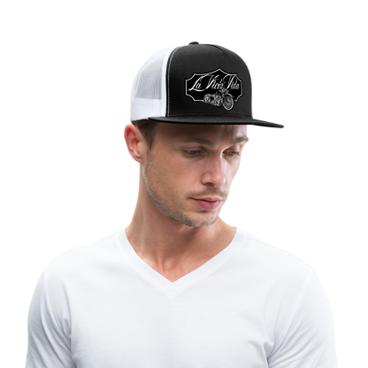 Badge = Trucker Cap - black/white